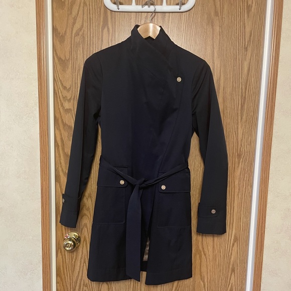 Women’s Navy Blue Ivanka Trump Belted Trench Coat - Picture 3 of 6